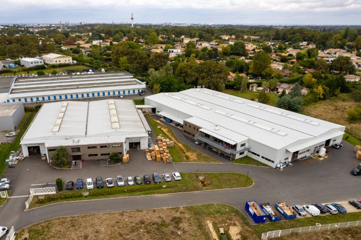 Bâtiments - vue drone - Copyright xanata.photo / Thierry Vallée